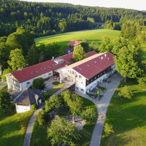 Luftbild SW in Abendstimmung